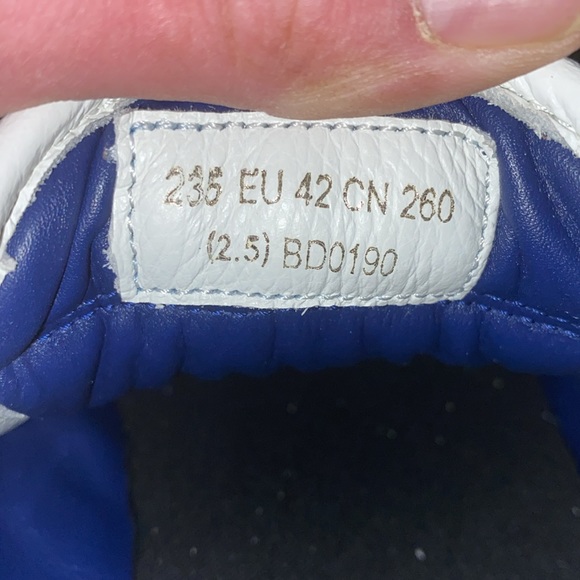 Acne Studios Low-top sneakers.Wht/Blu.Never worn/in original box.Men’s size 10 - Picture 8 of 11